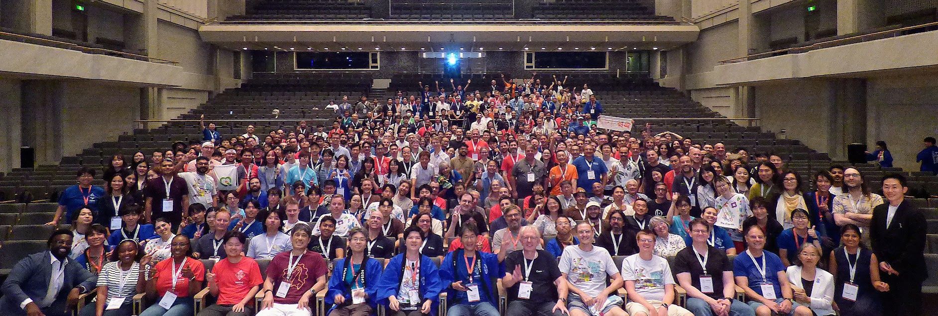 FOSS4G 2026 Closing Group Photo